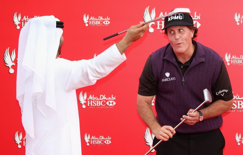 HSBC - Mickelson take centre stage in Abu Dhabi