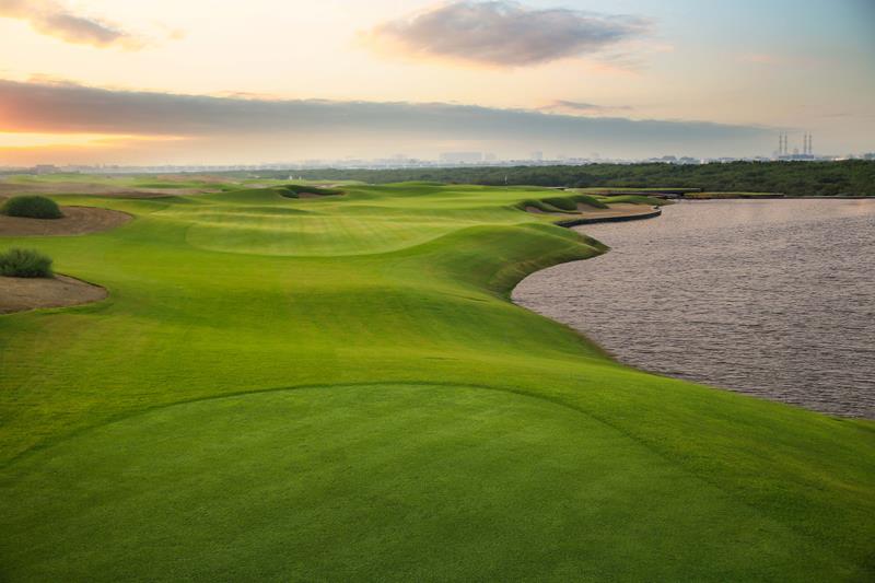Al Zorah Golf Club 3074 high tide - no golfer mr