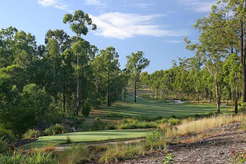 Brookwater Golf & Country Club - The tree lined 18th hole offers a thrilling conclusion