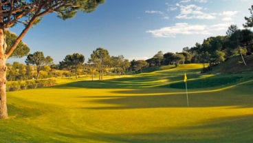 Pinheiros Altos Golf Resort near to the hole Algarve