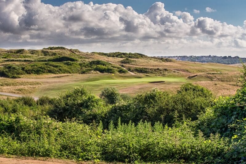 The 5th green at St Enodoc Golf Club from the tee (credit Stuart Morley)