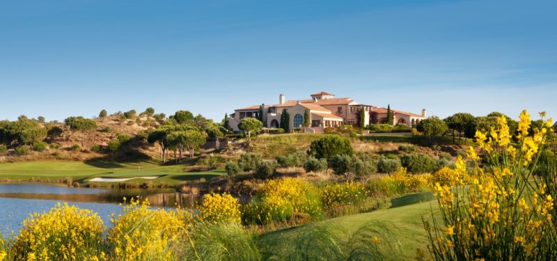 Monte Rei Golf & Country Club clubhouse digital transformation