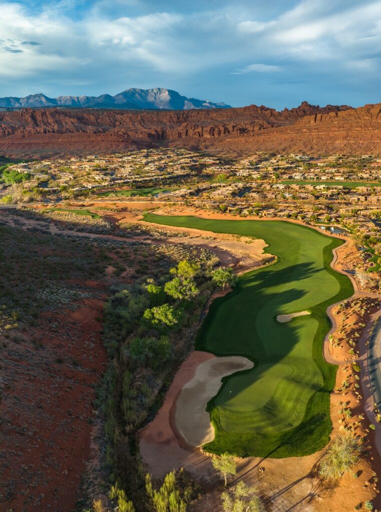 9th hole Entrada at Snow Canyon Country Club