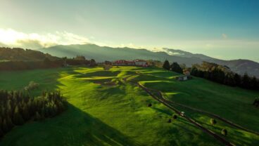 Clube de Golf Santo da Serra clubhouse drone view