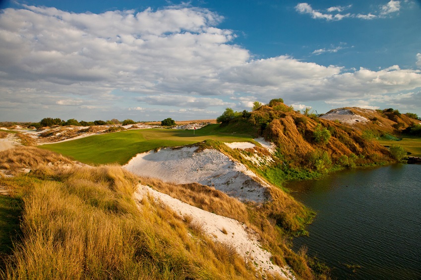 Streamsong Resort Red golf course hole 16th (Credit_ Larry Lambrecht)
